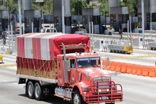 Flota federal de camiones alcanza antigüedad promedio de 19.48 años